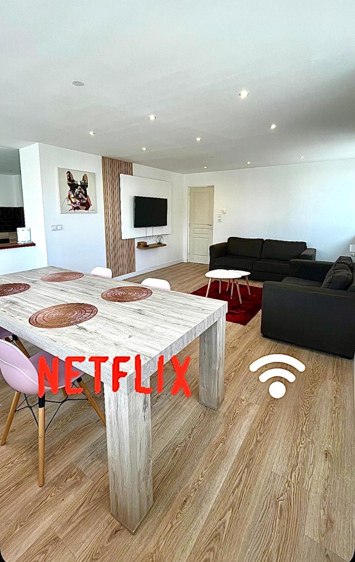 Grande Chambre Dans Loft A Deux Pas De La Plage Dunkirk Exterior foto